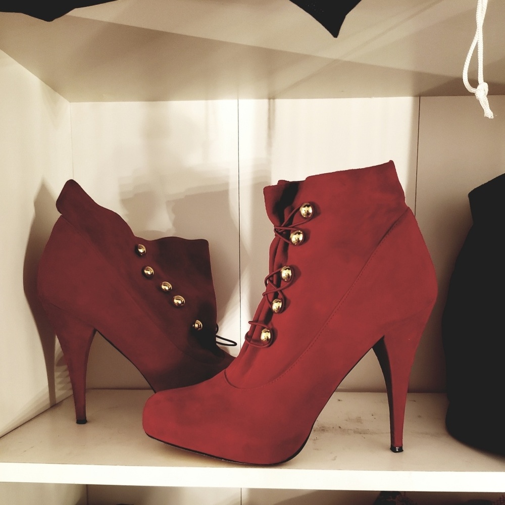 Steve madden platform bootie sz9